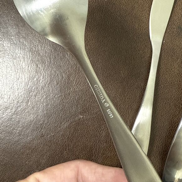 Oneida STAFFORD Satin Stainless 18/10 Slotted Serving Spoon, Sugar, Butter EUC - Picture 6 of 16